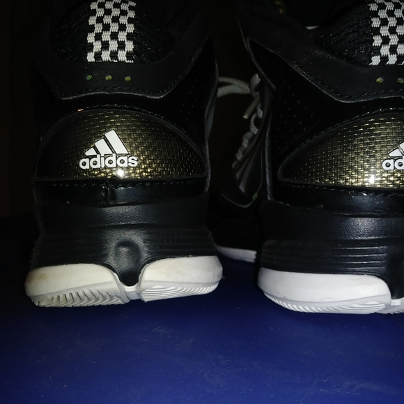 Adidas - Picture 4 of 6